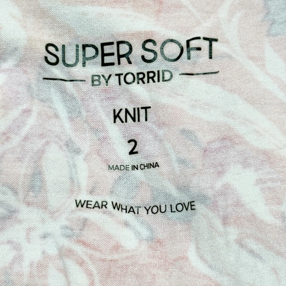 Torrid Super Soft Knit Babydoll Fabric Mix Balloon Chiffon Sleeve Top Size 2X - Picture 3 of 9